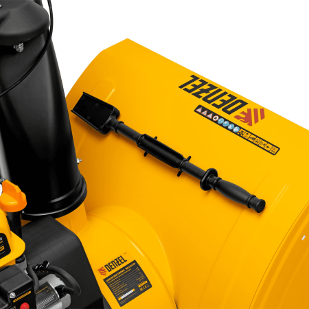 Снегоуборщик бензиновый DENZEL SBM 610S PRO, 212 cc, электростартер, фара, обогрев Снегоуборщик бензиновый DENZEL SBM 610S PRO, 212 cc, электростартер, фара, обогрев