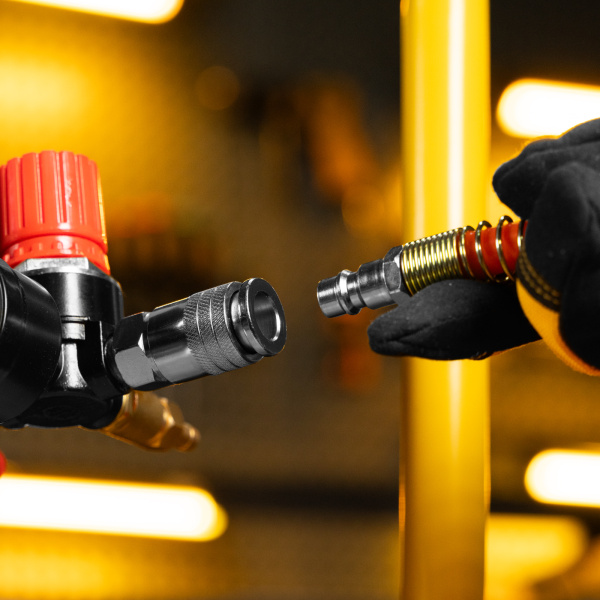 Компрессор безмасл. малошумн. DENZEL DLP-4500/150, 4,5 кВт, 3х1,5 кВт,150 л, 2850 об/мин,750 л/мин