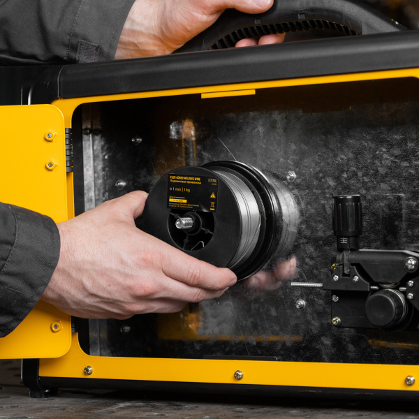 Порошковая проволока Denzel Е71TGS, диам. 1 мм, 1 кг, диам. катушки D100