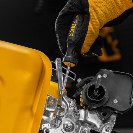 Отвертка DENZEL SL5x75 мм, CrV, трехкомпонентная рукоятка