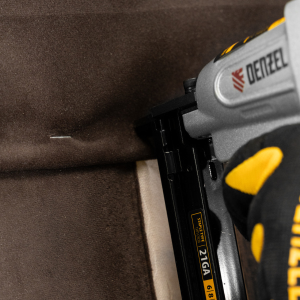 Скобы DENZEL 21GA для пнев. степл., 14мм, шир. - 0,95мм, тол. - 0,6мм, шир. скобы - 12,8мм, 5000шт