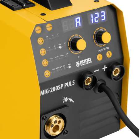 Аппарат инвертор. полуавтомат. cварки DENZEL IMIG-200SP Pulse, 200 А, ПВ 60%, катушка 5 кг Аппарат инвертор. полуавтомат. cварки DENZEL IMIG-200SP Pulse, 200 А, ПВ 60%, катушка 5 кг