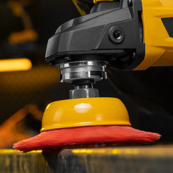 Щетка для УШМ DENZEL, 100 мм, Чашка, нейлоновая щетина, М14