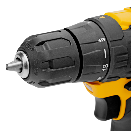 Дрель-шуруповерт аккумуляторная DENZEL CDQ-12, Li-Ion, 12 В Дрель-шуруповерт аккумуляторная DENZEL CDQ-12, Li-Ion, 12 В