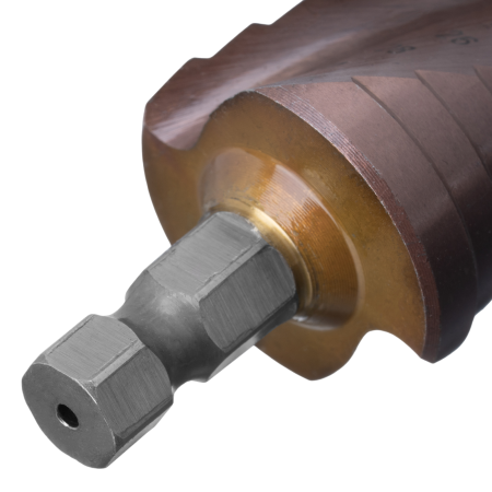 Сверло ступенчатое DENZEL, 4-6-8-10-12-14-16-18-20-22-24-26-28-30-32 мм, Р6М5К5, 6-гр. хвостовик