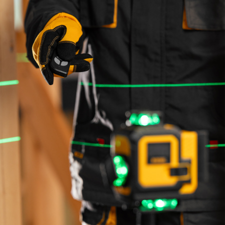 Лазерный уровень мультипризменный DENZEL DLV 360-4T, 30 м, зеленый луч, Li-Ion 2,4 Aч, штатив