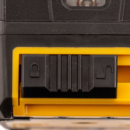 Лазерный уровень DENZEL LX 03 Green, 30 м, 520 нм, резьба 1/4 дюйм