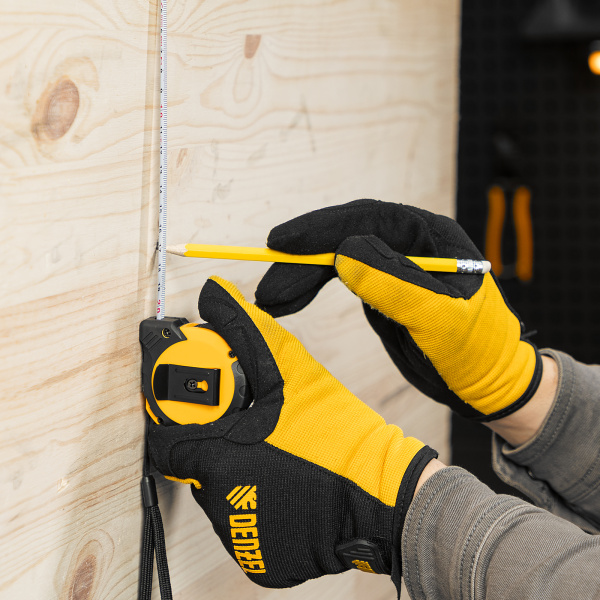 Рулетка DENZEL 3м х 13мм, двухкомп. корпус, кнопка-пауза