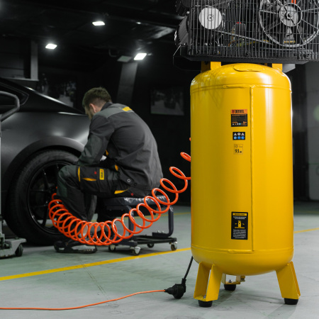 Компрессор воздушный DENZEL BCV2200/100V, 2.3 кВт, ременный привод, 100 литров, 440 л/мин