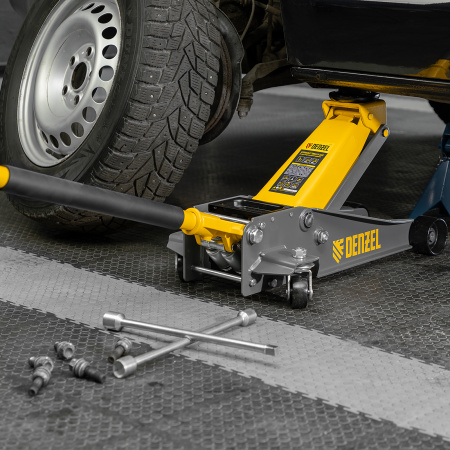 Домкрат гидравлический подкатной DENZEL 3 т, 125-470 мм, быстрый подъем, проф.