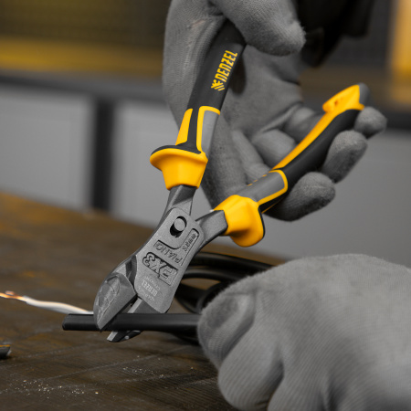 Бокорезы DENZEL 215 мм, усиленные, трехкомпонентные рукоятки