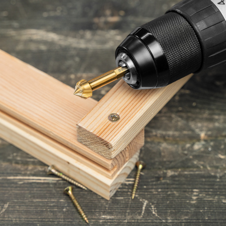 Набор зенковок DENZEL HSS, M3-M10, 6 шт, металл. кейс