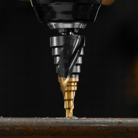 Сверло ступенчатое DENZEL 4-6-8-10-12-14-16-18-20 мм, Р6М5, 6-гр. хвостовик