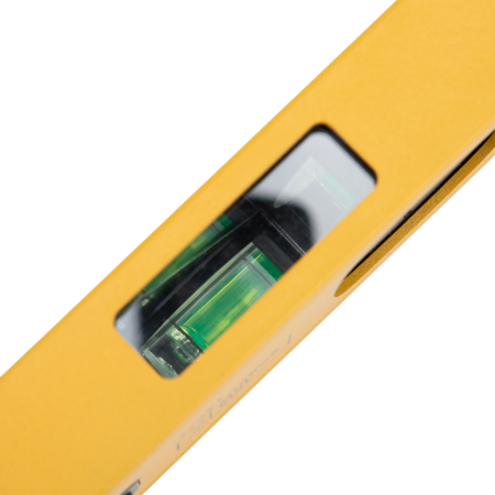 Уровень алюминиевый DENZEL магнит., фрезерованный, 3 глазка (1 зеркал.), 0,5 мм/м, 600 мм