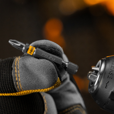 Бита DENZEL PH2х50, сталь S2, 30 шт., шестигранный профиль, пластиковая коробка, Е 6,3