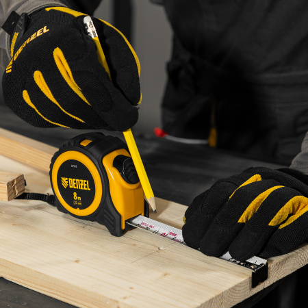 Рулетка DENZEL 8м х 25мм, обрезиненный корпус, автоматическая фиксация