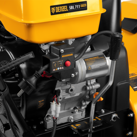 Снегоуборщик бензиновый DENZEL SBL 711DT PRO, 420cc, гусеницы, эл.старт, блок. дифф.