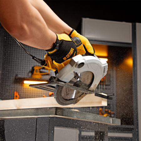 Циркулярная пила DENZEL CS-210, 1800 Вт, 210 мм