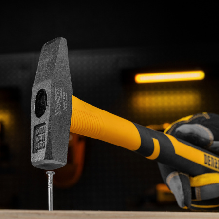 Набор инструментов DENZEL 1/2", 1/4", CrV, S2, пластиковый кейс, 100 предметов