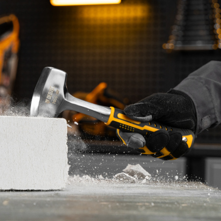 Кувалда DENZEL 1 кг, цельнометаллическая, двухкомпонентная рукоятка