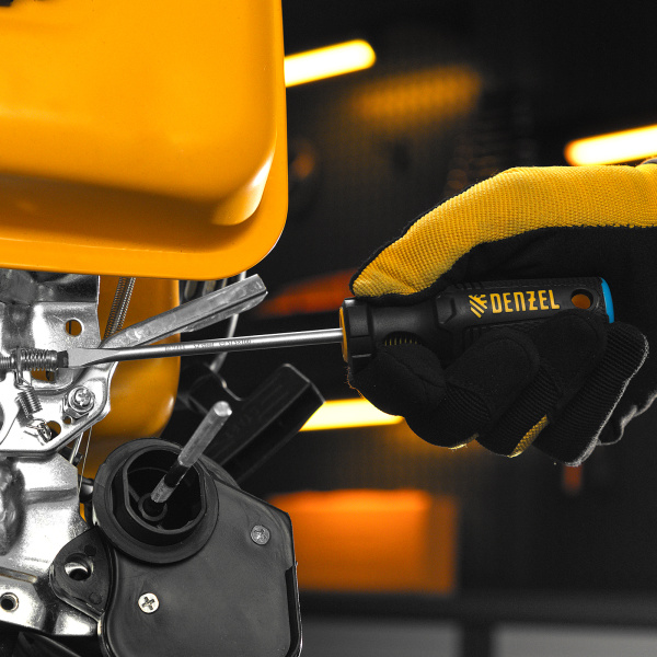 Отвертка DENZEL SL5x100 мм, S2, 3к рукоятка