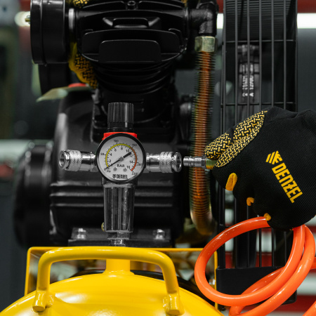 Компрессор воздушный DENZEL BCV2300/100, 2.3 кВт, ременный привод, 100 литров, 440 л/мин