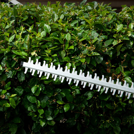 Кусторез аккумуляторный DENZEL RBC510-36, Li-ion, 36 В, 4 Ач, нож 510 мм, поворотная ручка