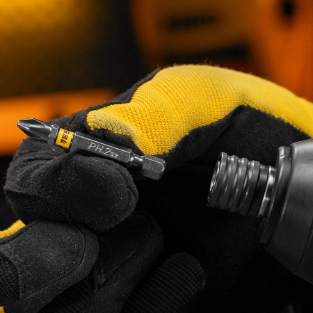 Бита DENZEL PH2х50, сталь S2, 10 шт., Е 6,3, шестигранный профиль, отрывная упаковка