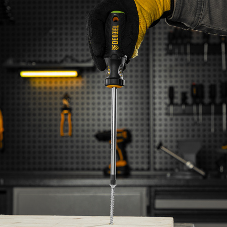 Отвертка DENZEL PZ3x150 мм, CrV, трехкомпонентная рукоятка