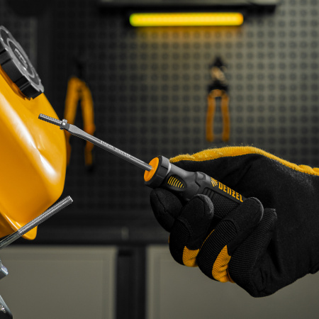 Отвертка DENZEL SL5x75 мм, CrV, трехкомпонентная рукоятка