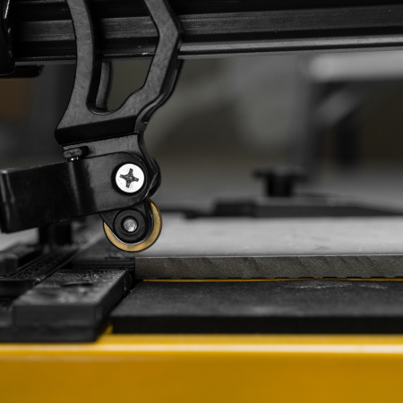 Плиткорез рельсовый DENZEL 800х16мм, каретка на подш., стальная станина, усил. рукоятка-пенал