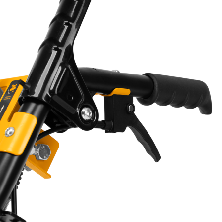 Гибридная снегоуборочная машина DENZEL с функц. подметания SWB-800, 212 сс, руч. старт, 2 насадки