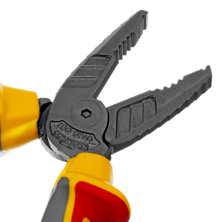 Плоскогубцы комбинированные DENZEL диэлектрические трехкомпонентные рукоятки до 1000 В, 180 мм