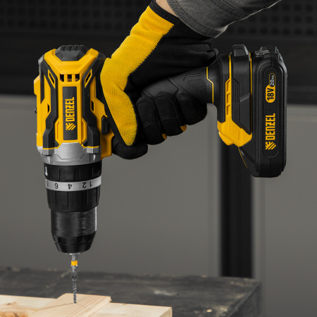 Дрель-шуруповерт аккумуляторная ударная бесщет DENZEL CIDB-18-02, Li-Ion, 18 В