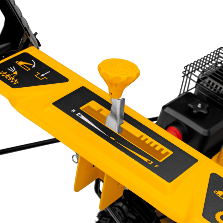 Снегоуборщик бензиновый DENZEL SB 560 LP, 212 cc, электростартер, фара