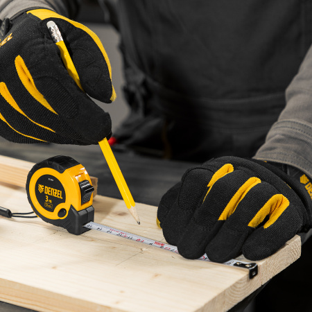 Рулетка DENZEL 3м х 13мм, двухкомп. корпус, кнопка-пауза