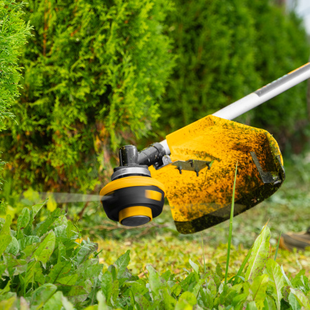 Триммер бензиновый DENZEL DGT-52-PRO, анти-вибро, 52 см3, неразъемная штанга