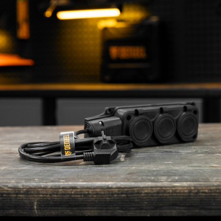 Шнур сетевой Energy Series DENZEL, ПВС, 3 м, 3 x 1,5 мм, с неразборной вилкой, черный