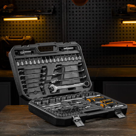 Набор инструментов DENZEL 1/2", 1/4", CrV, S2, пластиковый кейс, 82 предмета