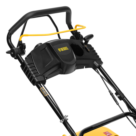 Газонокосилка бензиновая DENZEL GLT-460SP-T, Trike 150 см3, 46 см, привод, панель, 60л Газонокосилка бензиновая DENZEL GLT-460SP-T, Trike 150 см3, 46 см, привод, панель, 60л