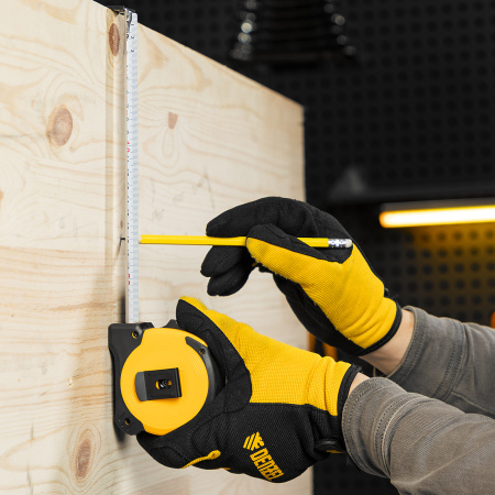 Рулетка DENZEL 8м х 25мм, двухкомп. корпус, магнитный обрезиненный зацеп