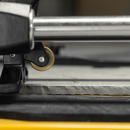 Плиткорез DENZEL 600х14мм, цельнометал. напр., каретка на подш., стальная станина, рукоятка-пенал