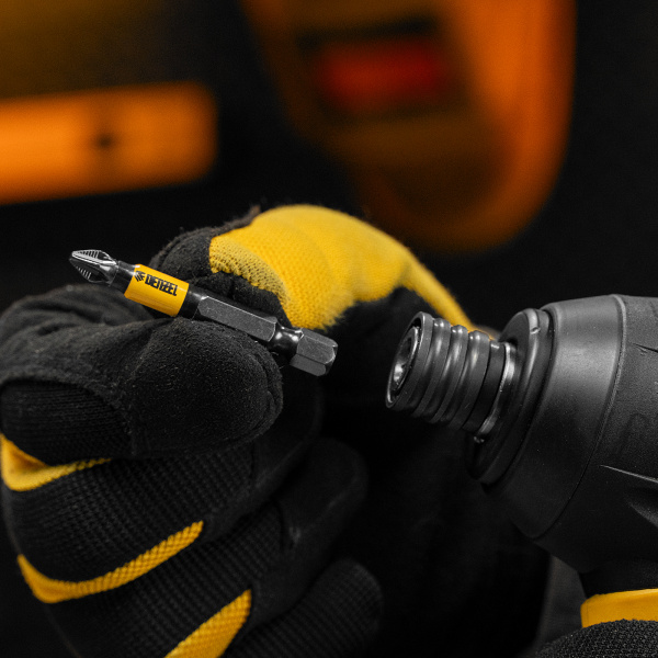 Бита DENZEL PH2х50, сталь S2, 10 шт., круглый профиль, отрывная упаковка, Е 6,3