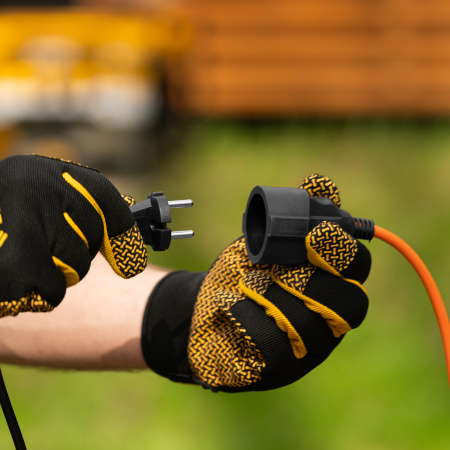 Удлинитель-шнур силовой Garden Series DENZEL, б/з, ПВС, 20м, 1 розетка, 2 x 1,5 мм