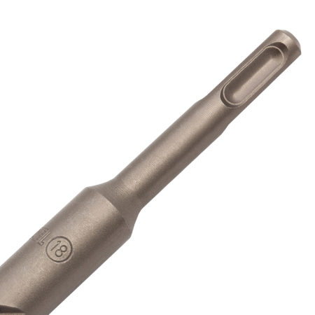 Бур по бетону DENZEL 705046, 18 x 600 мм, двойная спираль, три пылеотводящие кромки