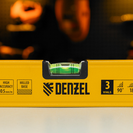 Уровень алюминиевый DENZEL магнит., фрезерованный, 3 глазка (1 зеркал.), 0,5 мм/м, 1000 мм