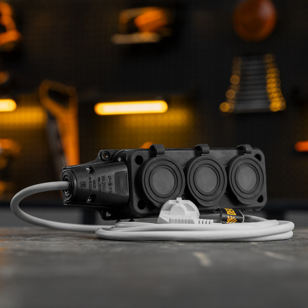 Шнур сетевой Energy Series DENZEL, ПВС, 3 м, 3 x 1 мм, с неразборной вилкой, белый