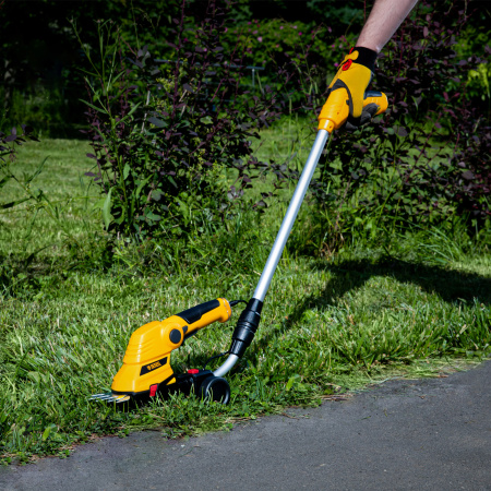 Ножницы-кусторез DENZEL G801E с телескопической штангой, с аккумулятором 7.2В Li-Ion 1.5 Ач