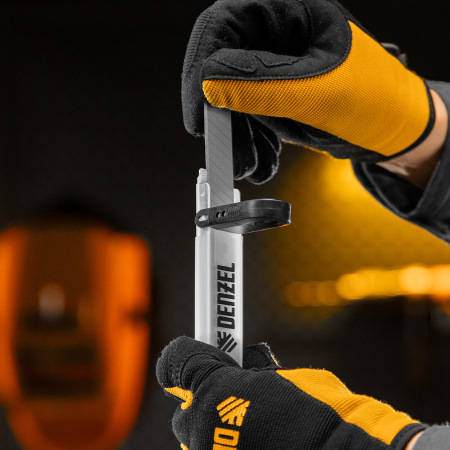 Лезвия DENZEL 18 мм, сталь SK5 - 0,5 мм, многосегментные, 10 штук