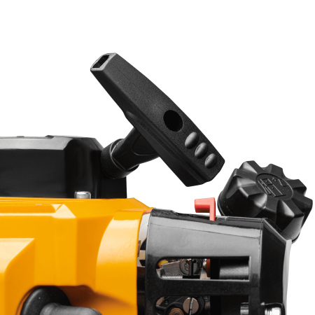 Триммер бензиновый DENZEL DTS-43, 43 см3, неразъемная штанга, состоит из 2 частей